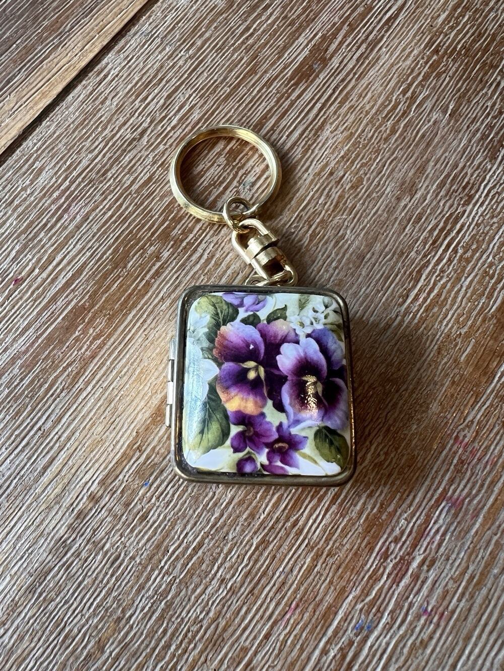 VTG San Francisco Music Box Co Musical Keychain Pansy Floral Lara’s Theme WORKS